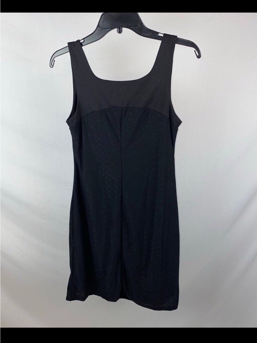 Dress - Picture 2 of 10